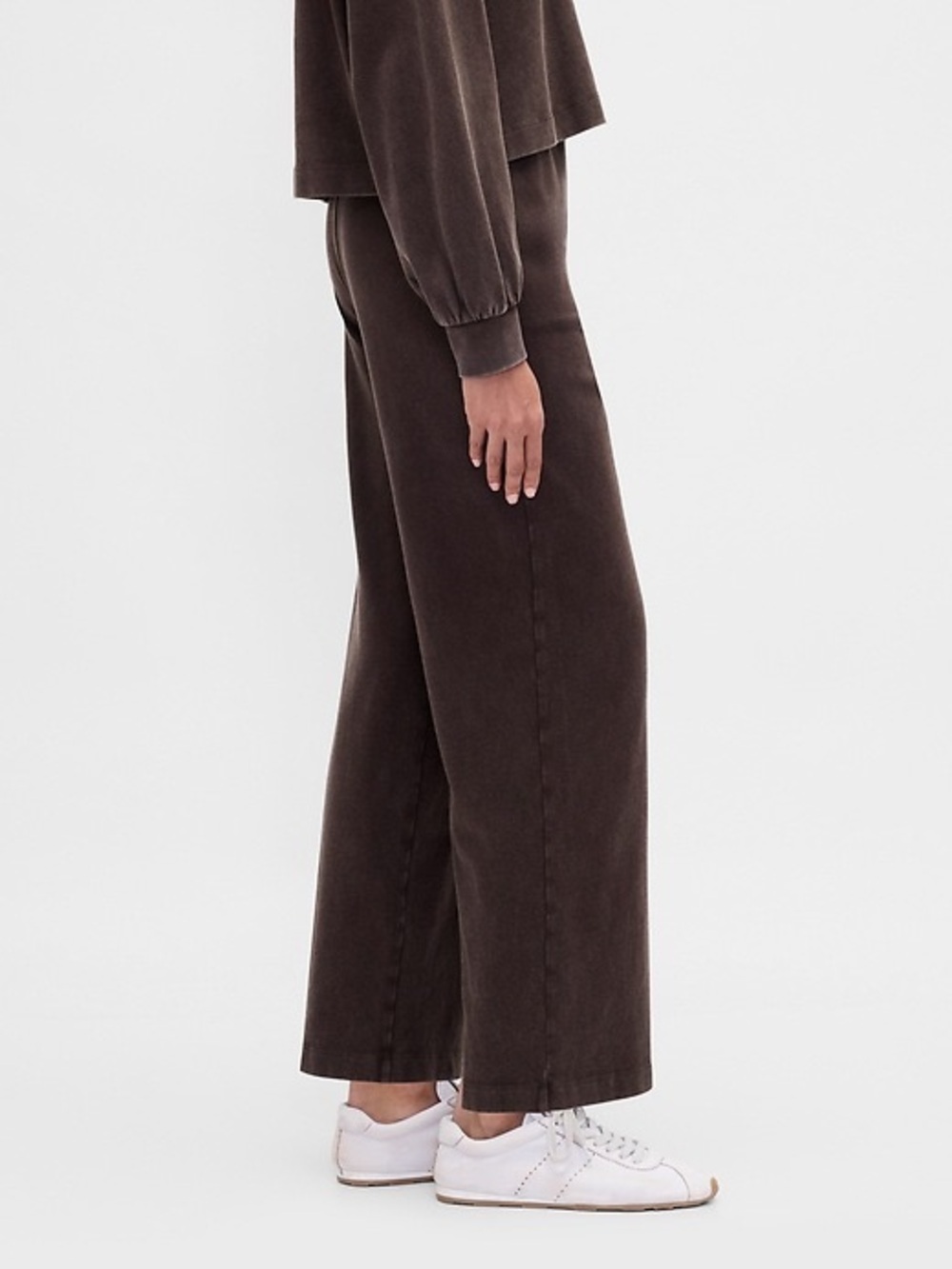 BRAND NEW Heavy Vintage Straight Pant - Brown Sz. M- GAP